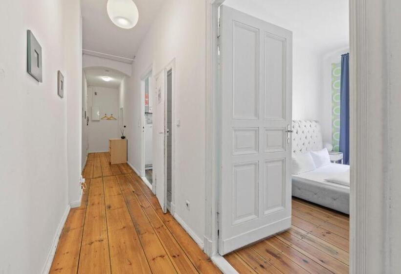آپارتمان 1 خوابه, Primeflats   Apartments Schillerpark Berlin Wedding