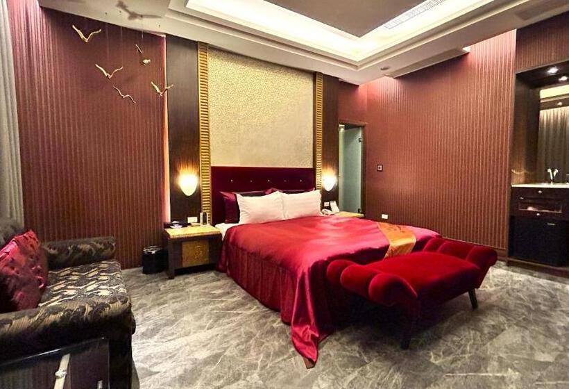 اتاق استاندارد, Shining Motel