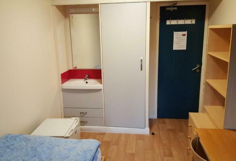 חדר סטנדרד יחיד חדר אמבטיה משותף, Davies Court