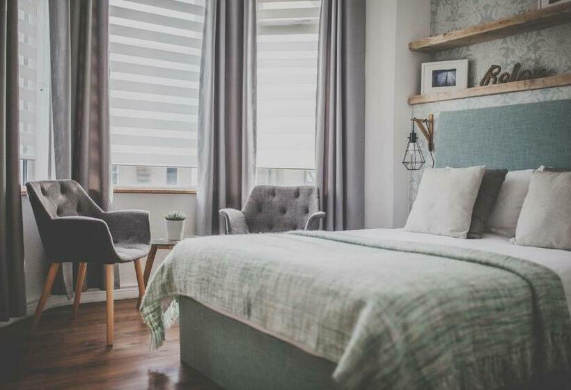 标准间, Antique House B&b