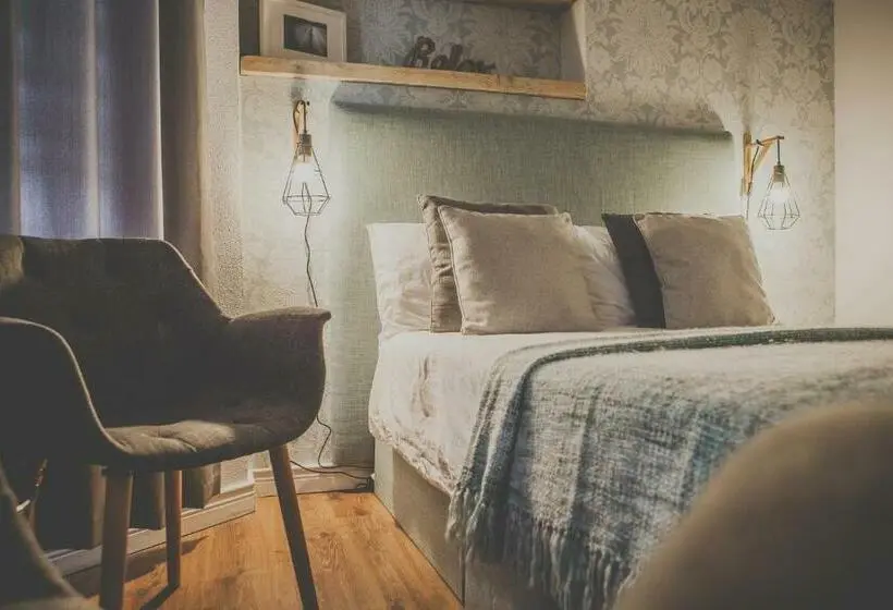 スタンダードルーム, Antique House B&b