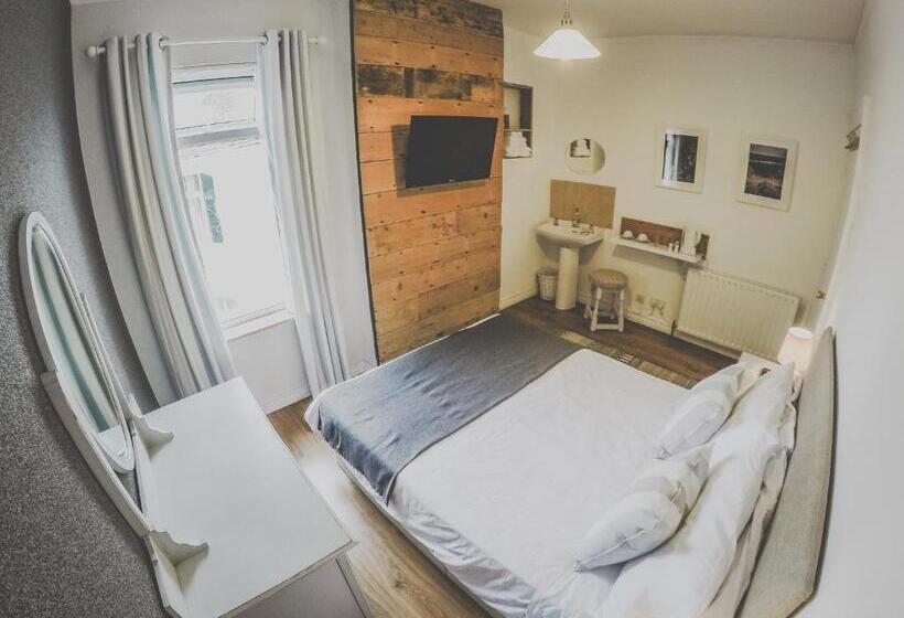 带共用浴室的标准房间, Antique House B&b