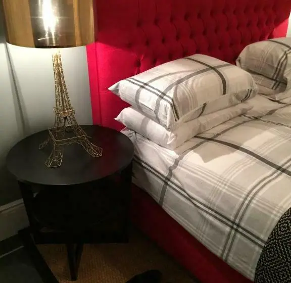 اتاق سوپریور با تخت بزرگ, Montpellier House