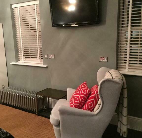 디럭스 룸 킹사이즈 침대, Montpellier House