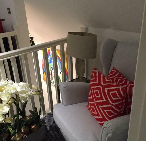 디럭스 룸 킹사이즈 침대, Montpellier House