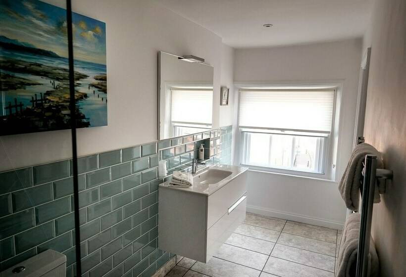 غرفة قياسية, St Johns House Lichfield