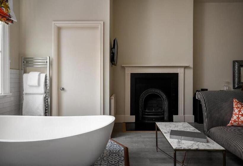 غرفة قياسية, St Johns House Lichfield