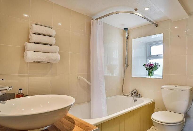 デラックスルーム, The Coach House Brecon