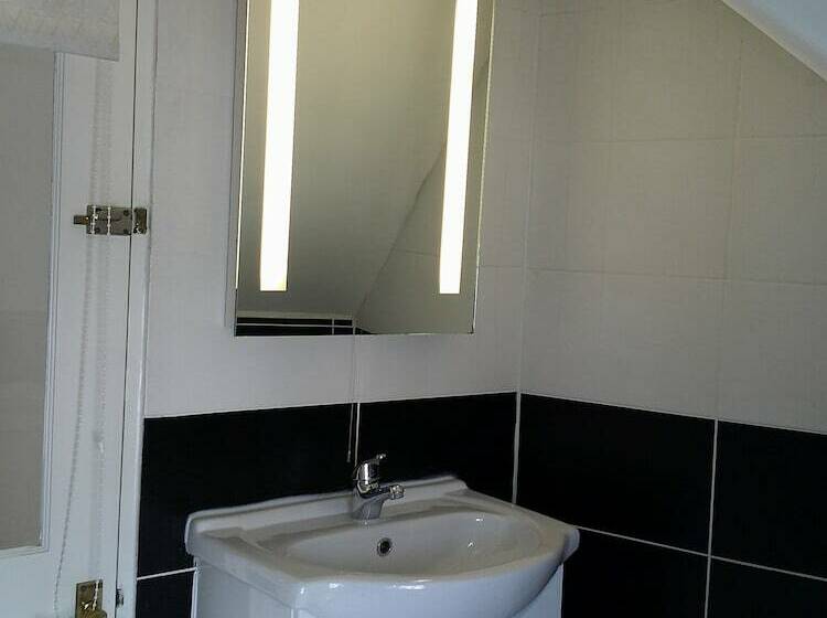 标准间, The Crown