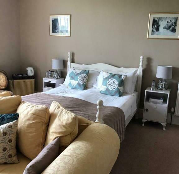 キングサイズベッドのスタンダードルーム, Goss Hall