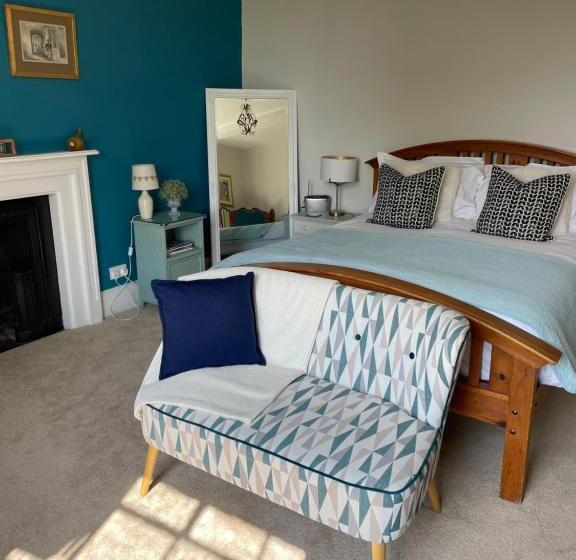 キングサイズベッドのスタンダードルーム, Goss Hall