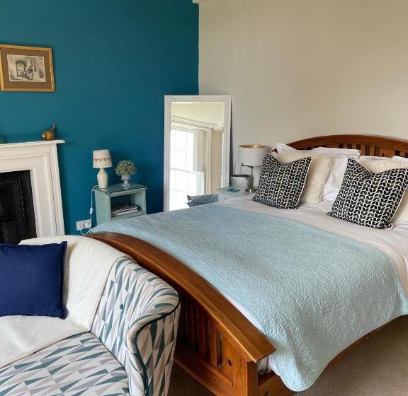 キングサイズベッドのスタンダードルーム, Goss Hall