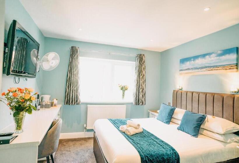 豪华三人间, Minerva