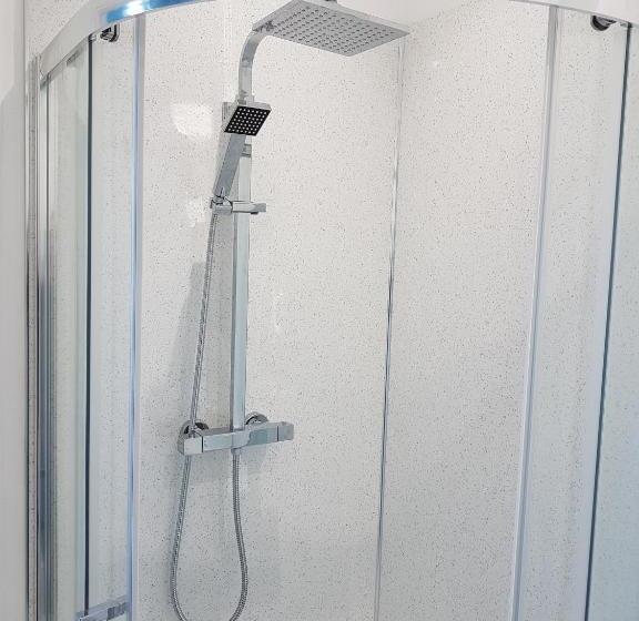 带景观的三人标准房间, Minerva