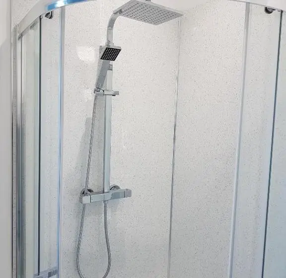 Standard Kolmen Hengen Huone Näkymä, Minerva