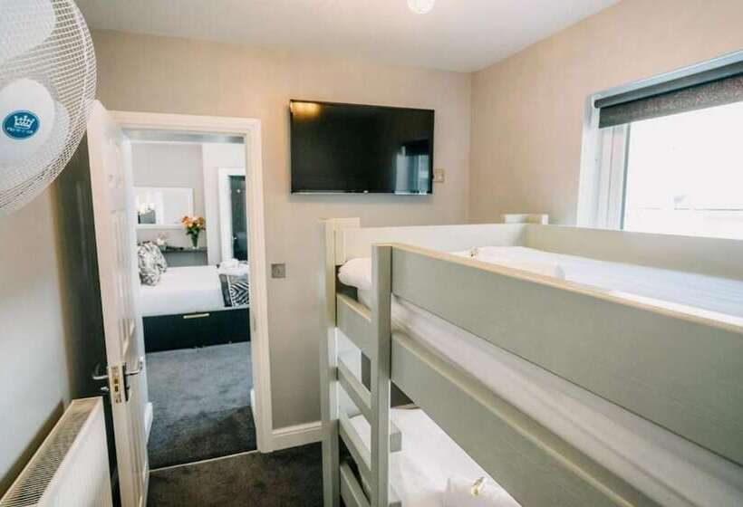 四人豪华间, Minerva