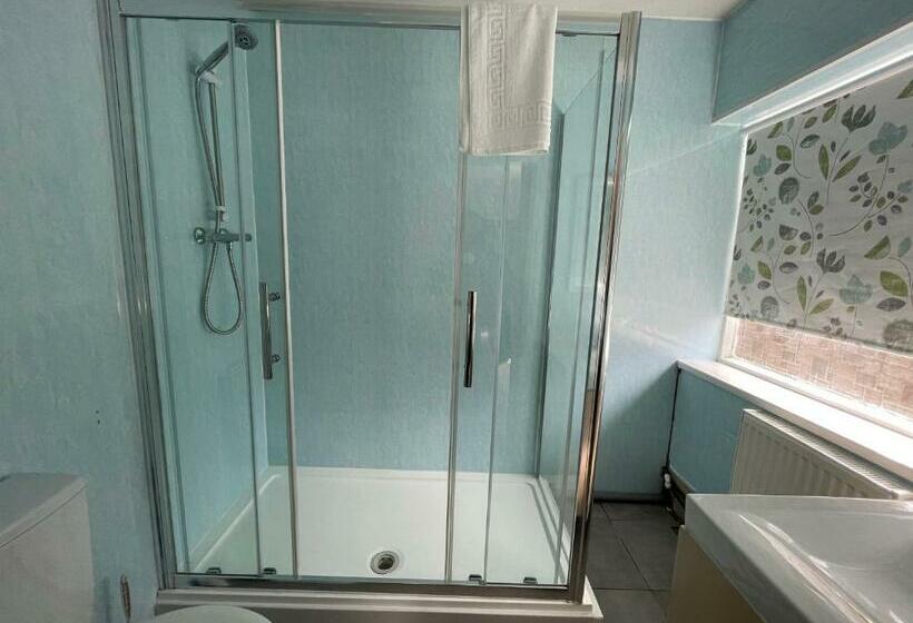 اتاق استاندارد اینتریور, South Dene