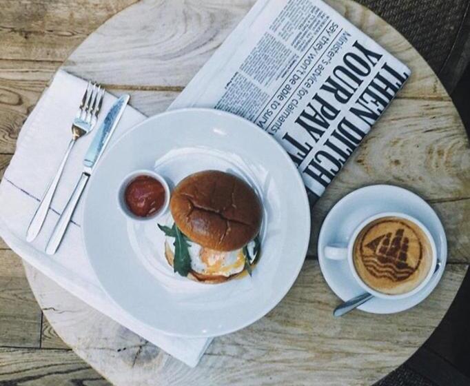 חדר קלאסי מיטת קינג סייז, The Morecambe