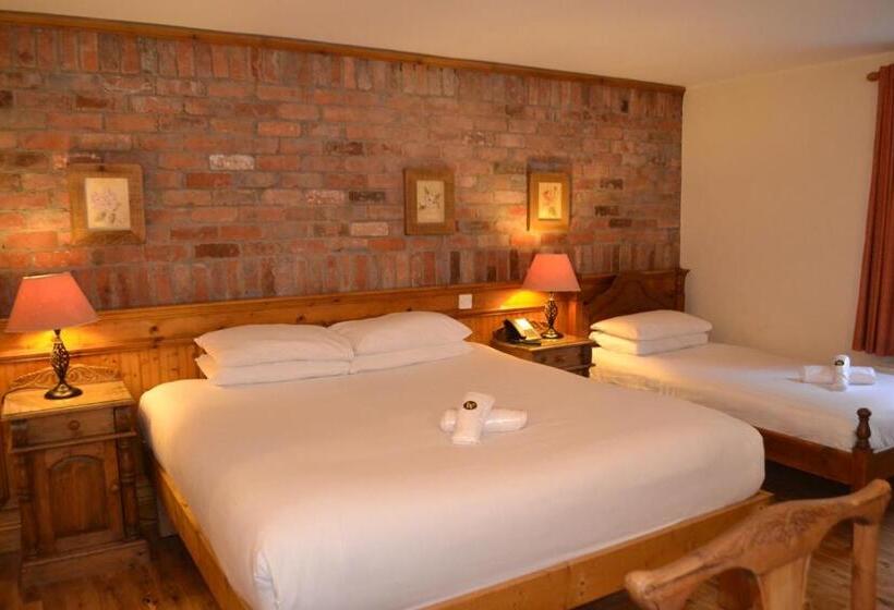 スタンダードトリプルルーム, Walsh S Hotel And Apartments