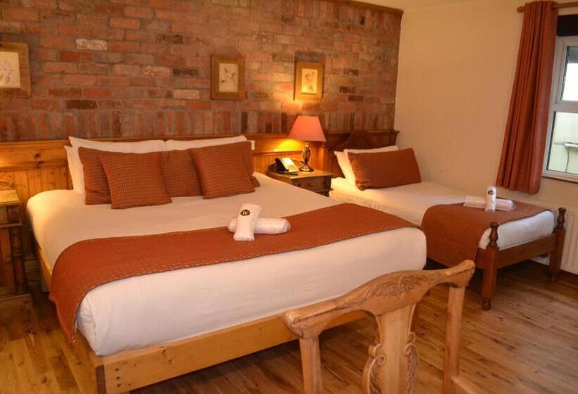 スタンダードトリプルルーム, Walsh S Hotel And Apartments