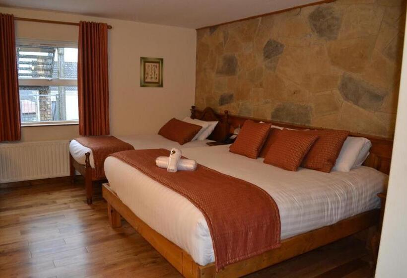 スタンダードトリプルルーム, Walsh S Hotel And Apartments