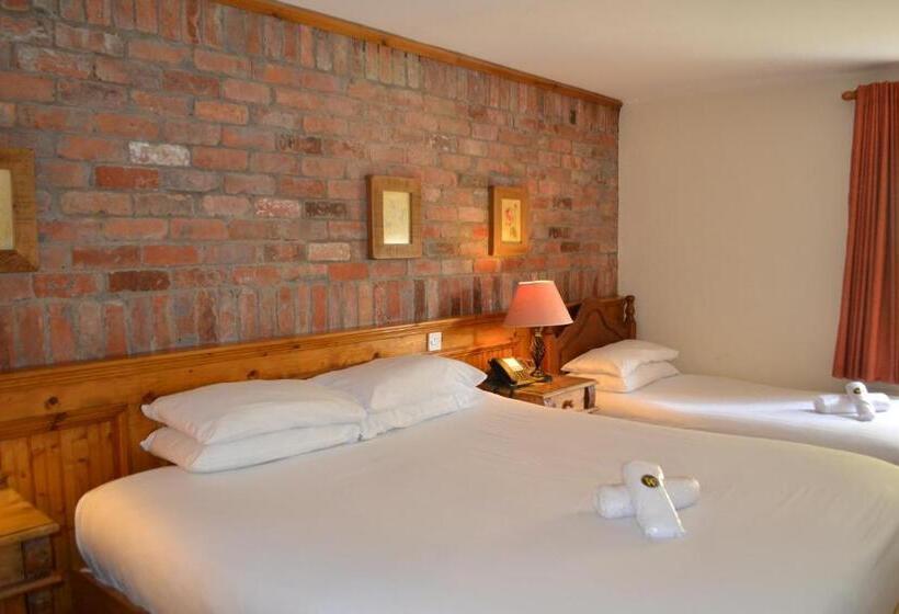 스탠다드 트리플 룸, Walsh S Hotel And Apartments