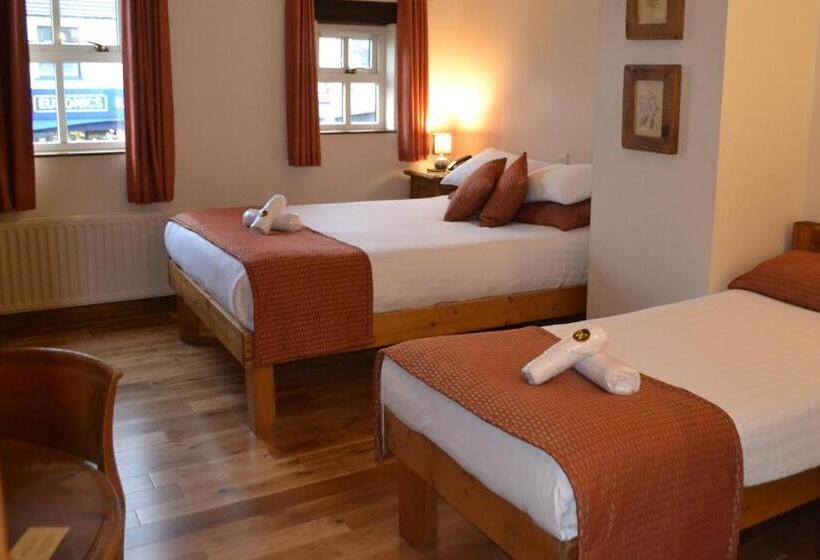 スタンダードトリプルルーム, Walsh S Hotel And Apartments