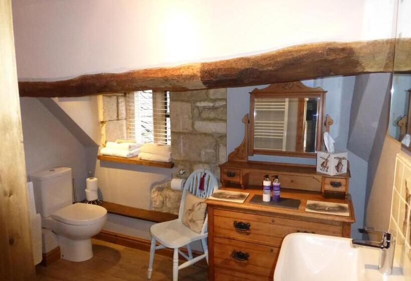 スーペリアールーム, Badgers Hall