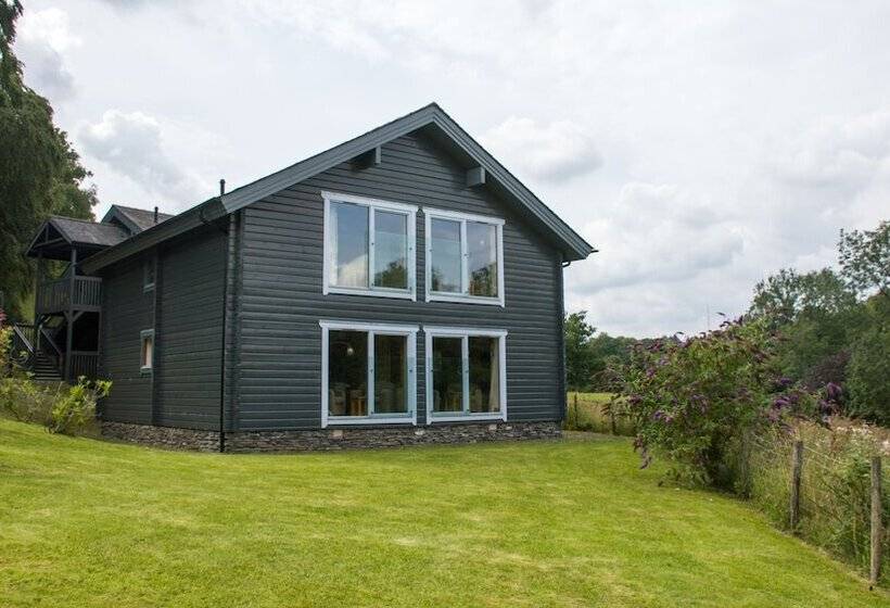 اتاق سوپریور, Brathay Hall   Brathay Trust