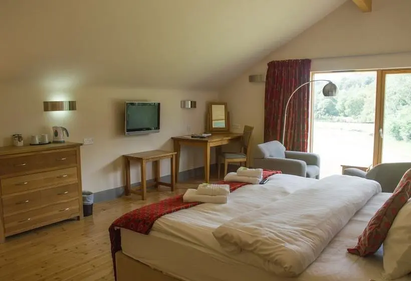スーペリアールーム, Brathay Hall   Brathay Trust