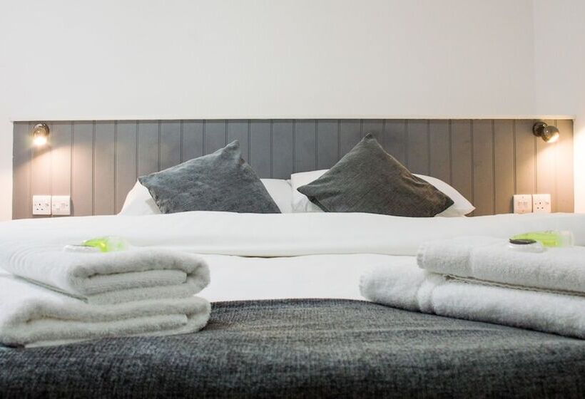 اتاق استاندارد, Brathay Hall   Brathay Trust