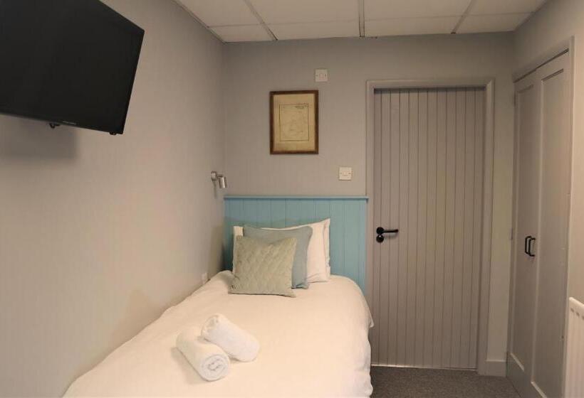 اتاق استاندارد یک نفره, Brathay Hall   Brathay Trust