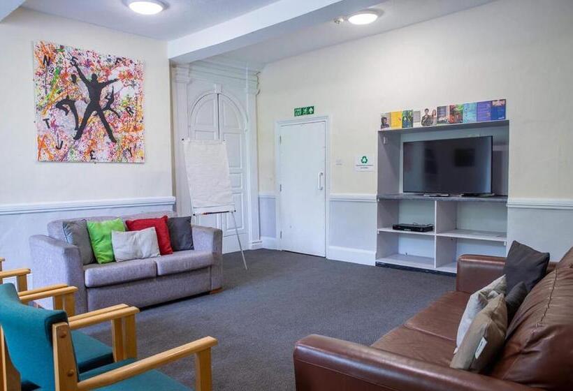 خانه 1 خوابه, Brathay Hall   Brathay Trust