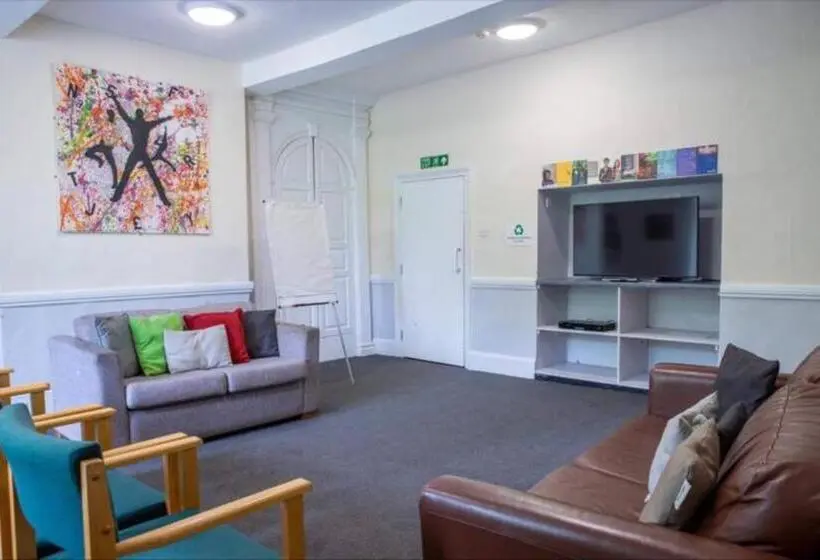 １ベッドルームハウス, Brathay Hall   Brathay Trust