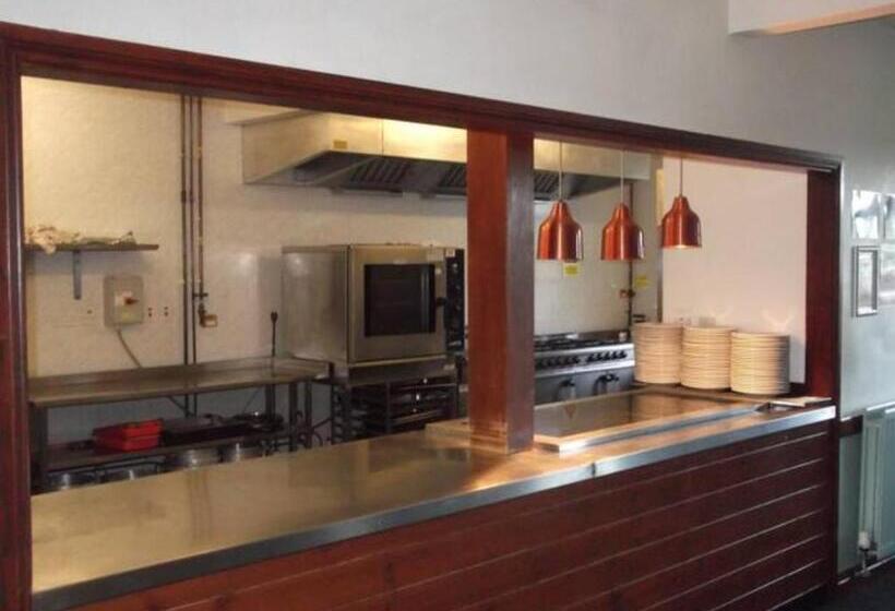 خانه 1 خوابه, Brathay Hall   Brathay Trust