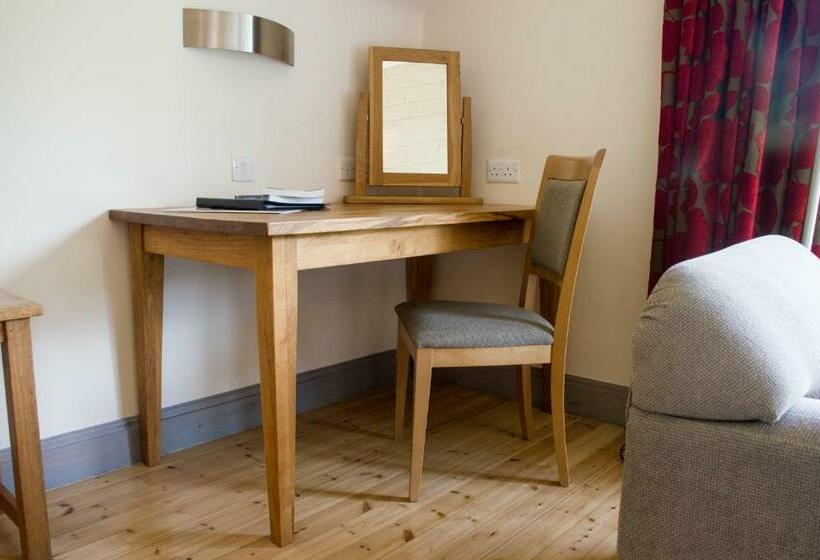 اتاق سوپریور, Brathay Hall   Brathay Trust