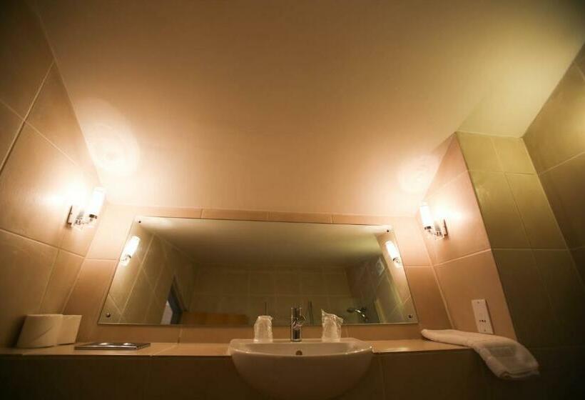 اتاق سوپریور, Brathay Hall   Brathay Trust