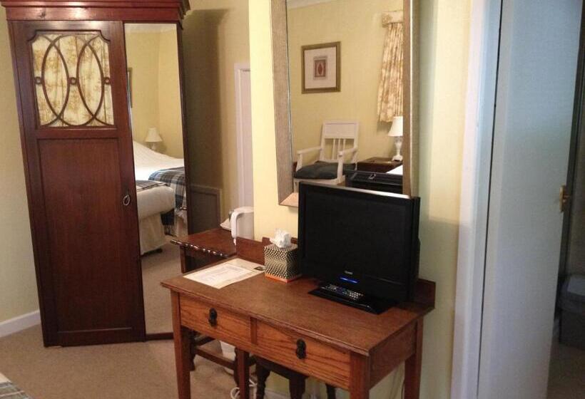 스탠다드 룸, Calcutts House