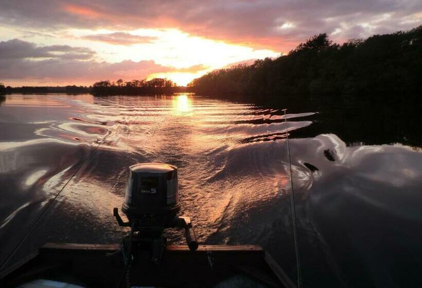 デラックスルーム, Dulrush Fishing Lodge And Guest House
