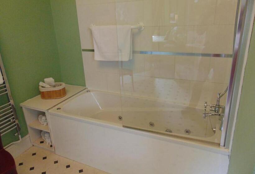 バスタブ付きスーペリアールーム, Holywell House