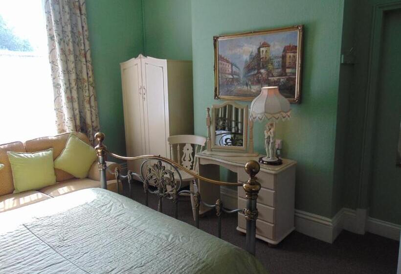 バスタブ付きスーペリアールーム, Holywell House