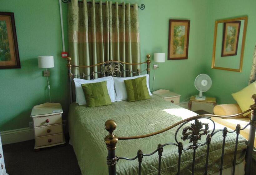 バスタブ付きスーペリアールーム, Holywell House