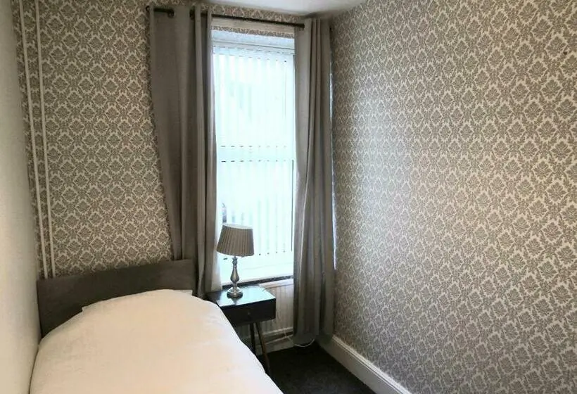 浴室共有シングルベーシックルーム, Idan House