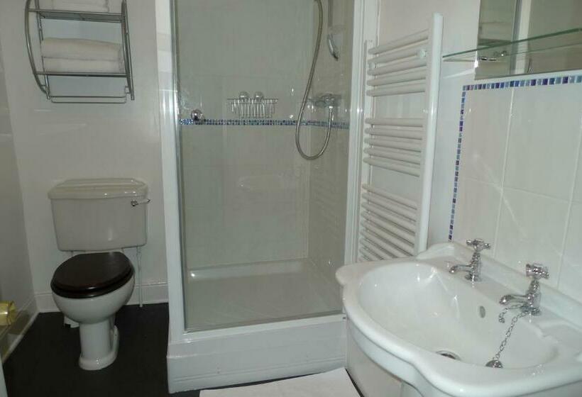 חדר סופריור, Kirkgate House