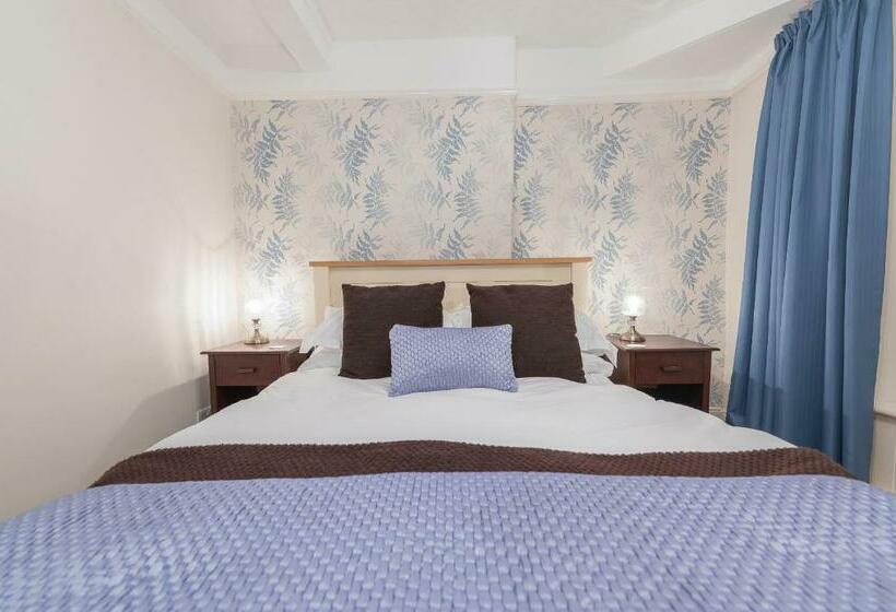 חדר סופריור, Kirkgate House