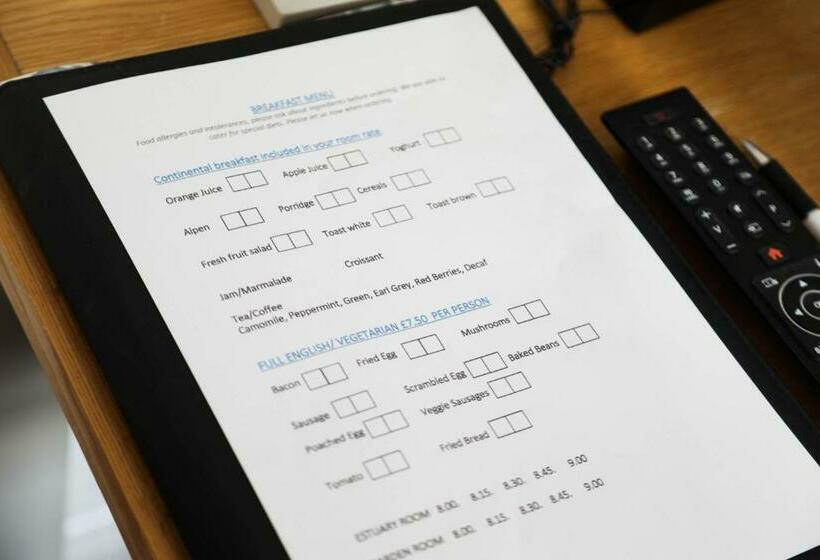 スタンダードルーム, No 10 Treverbyn Road