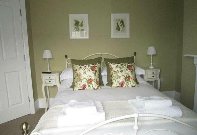 חדר קלאסי, Prince Of Wales