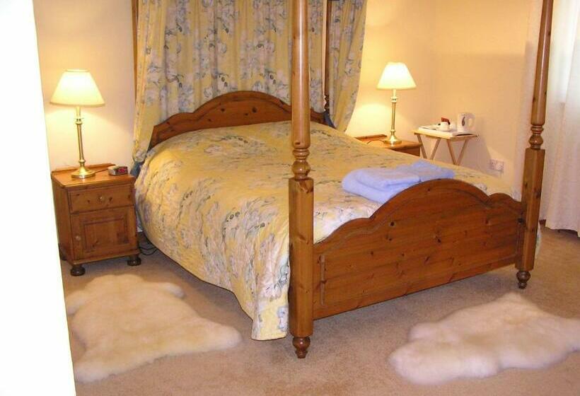 Номер Стандарт, The Antlers