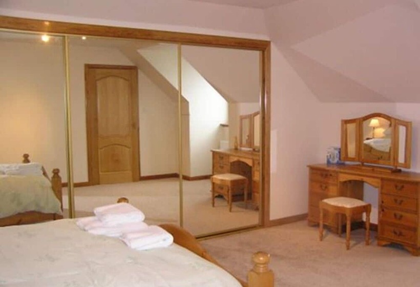 Номер Стандарт, The Antlers