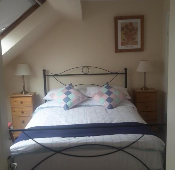 标准间, The Breverton